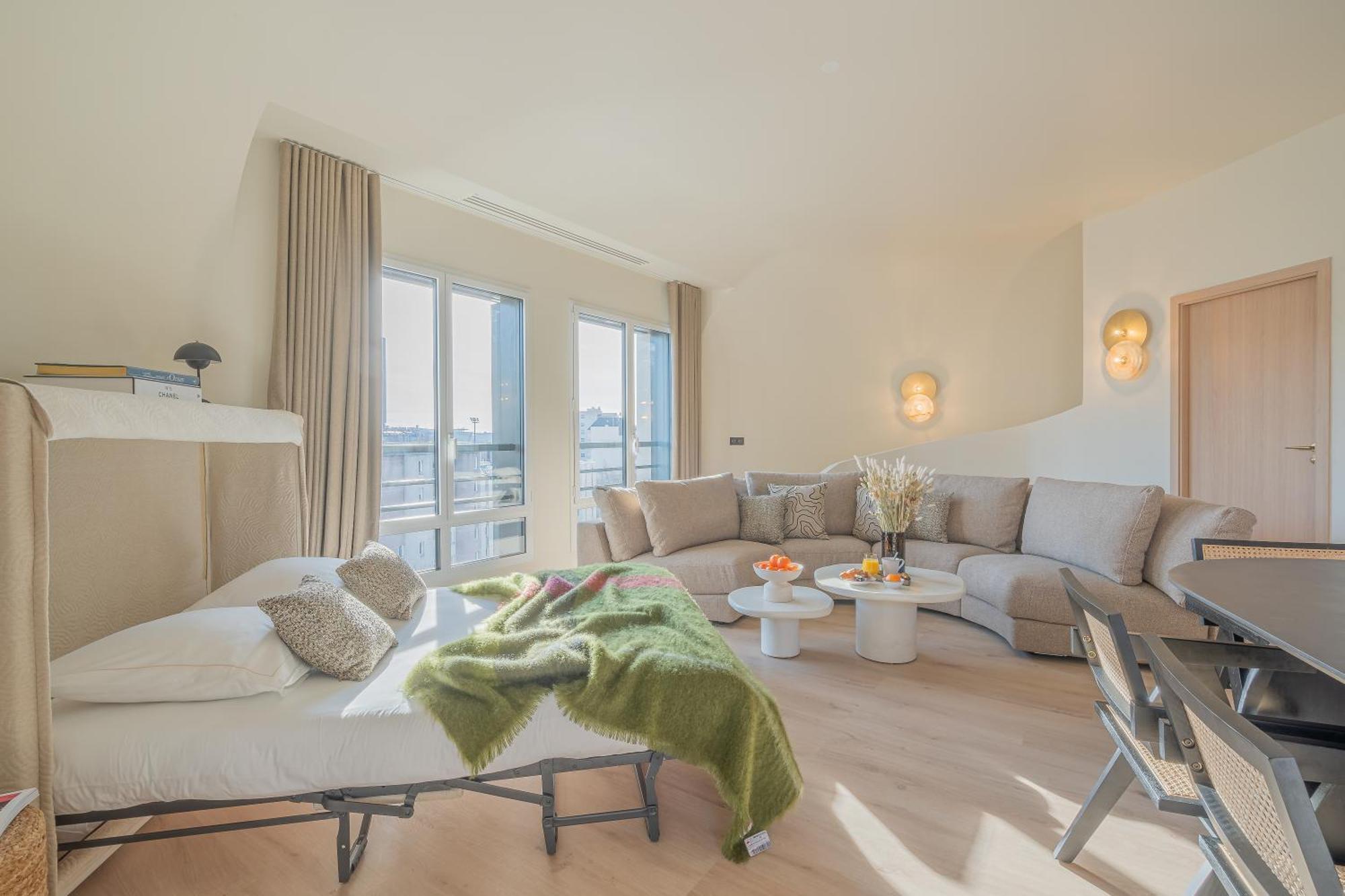 Aparthotel Yuna Porte-maillot - Levallois-Perret