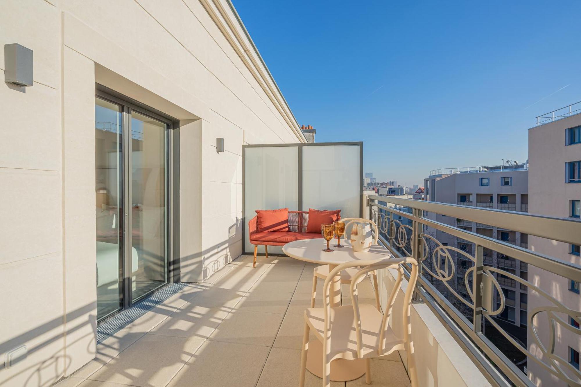 Yuna Porte-maillot - Aparthotel Levallois-Perret